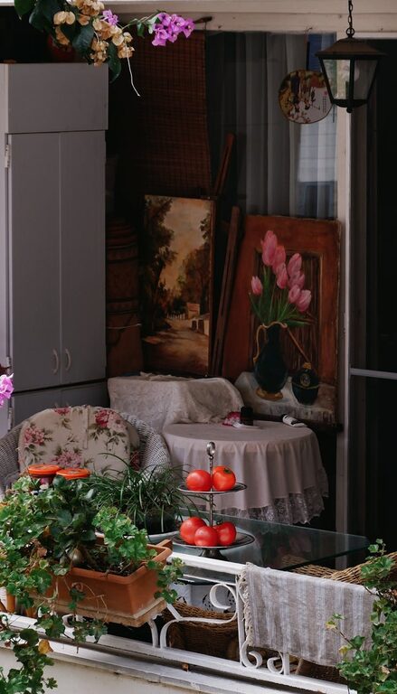 How to Make a Small Balcony Feel Cozy and Inviting